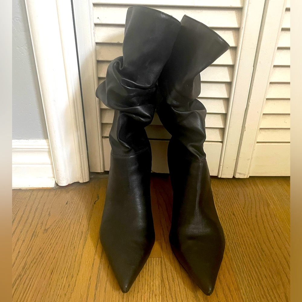 MARC FISHER Black slouchy boots. Pointy toes. Sophisticated look